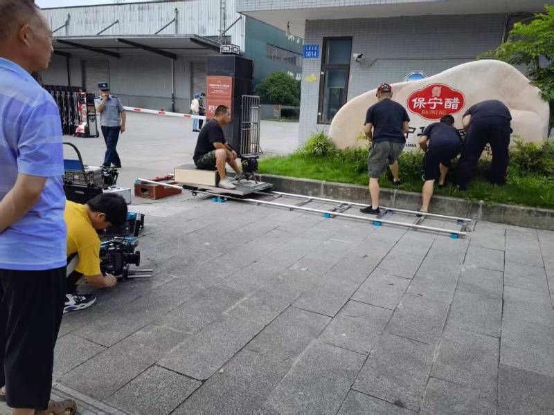 茄子河区广告片拍摄公司核心优势：全流程服务，让品牌广告片省心更出彩